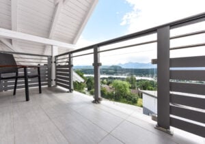 Herrlicher Seeblick mit Alu Design Casa Linea Balkon