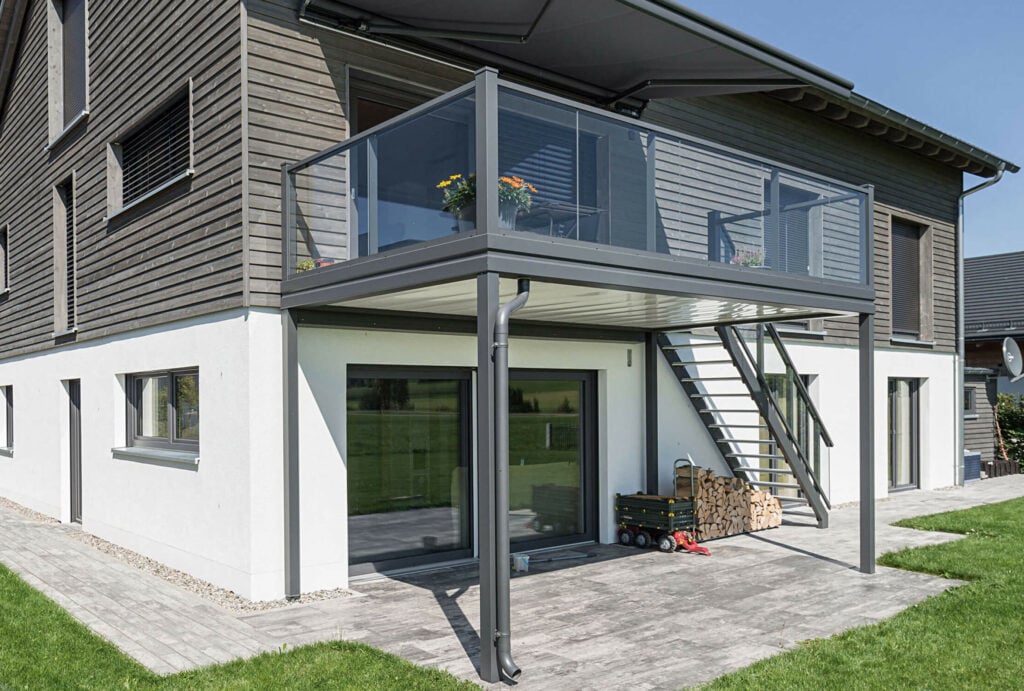 Nachbarschaftsrecht Zaun an der Grundstücksgrenze Leeb Balkone